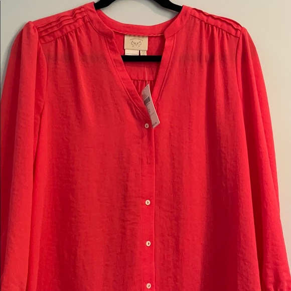 Vanessa Virginia coral button down top - Picture 4 of 4